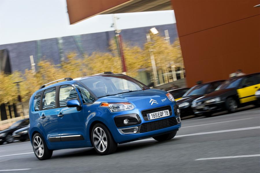  Citroen C3 Picasso 2009 года  (фото 171 из 242)